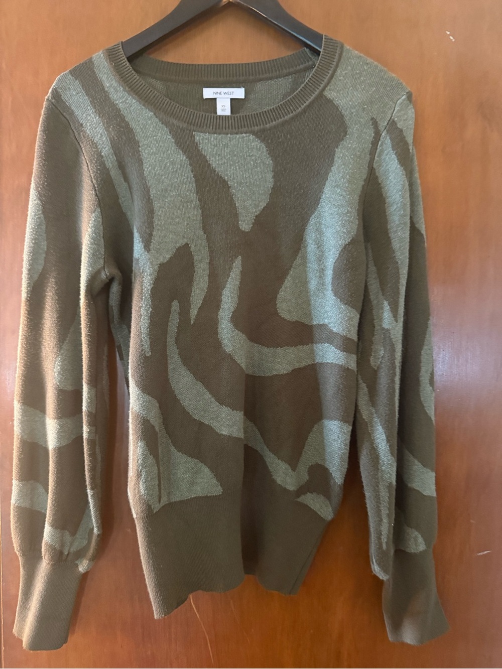 Nine West Two-Tone Olive Patterned Crewneck Sweater
